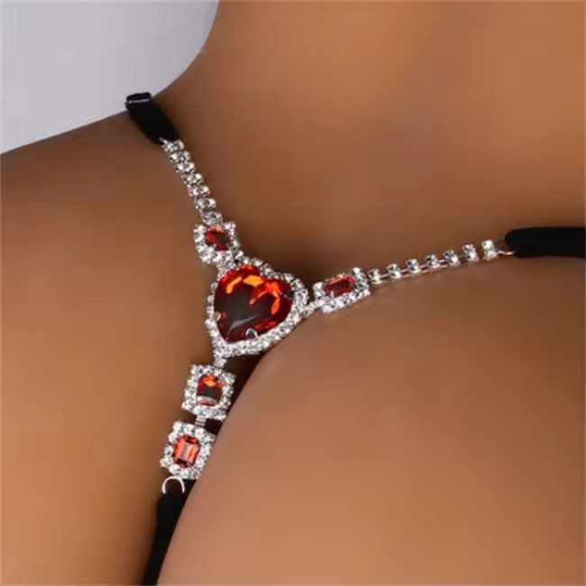 String Bijou Rouge & Strass Dorés – Lingerie Glamour Coeur